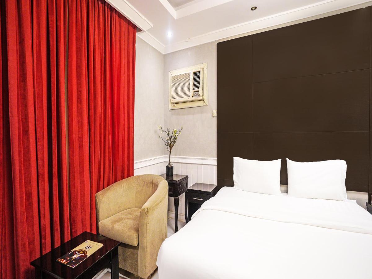 Hotel Oyo 649 Al Thuraya Palace