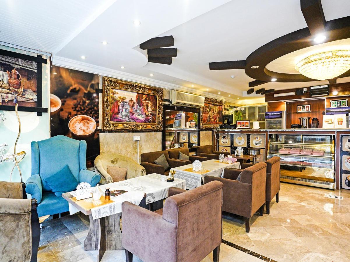 Hotel Oyo 649 Al Thuraya Palace